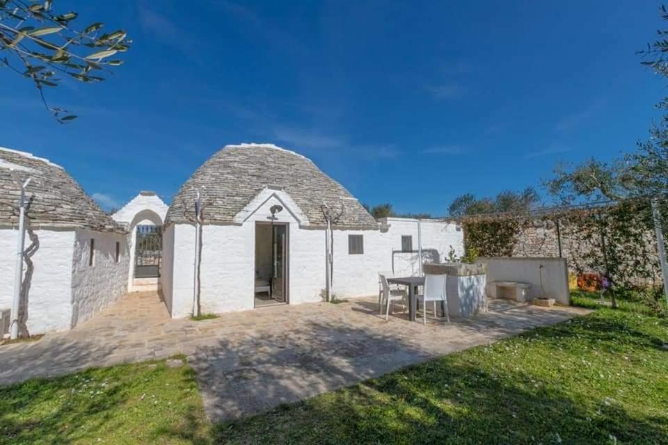Lunali Alberobello Bagian luar foto